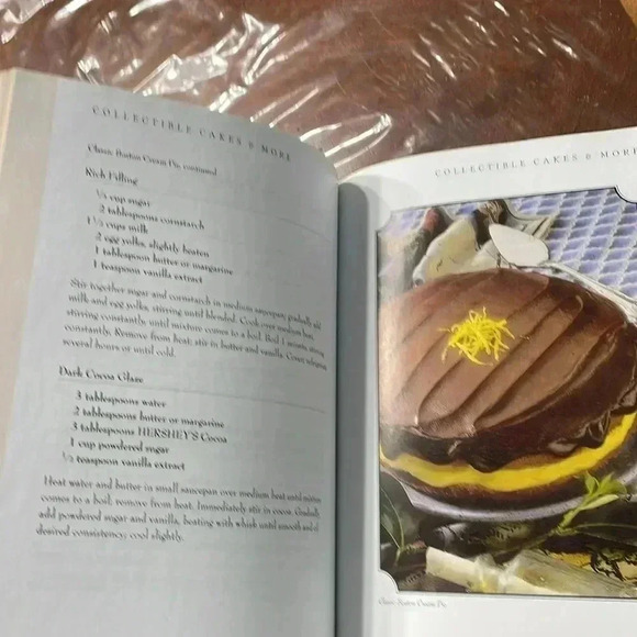 Hersheys classic cookbook 2000 - Picture 7 of 8